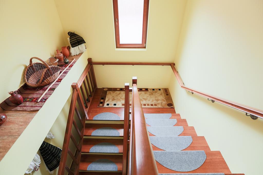 Pensiunea Dor De Casa Pestenita Buitenkant foto